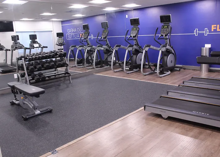 Holiday Inn Express & Suites - Roswell By Ihg