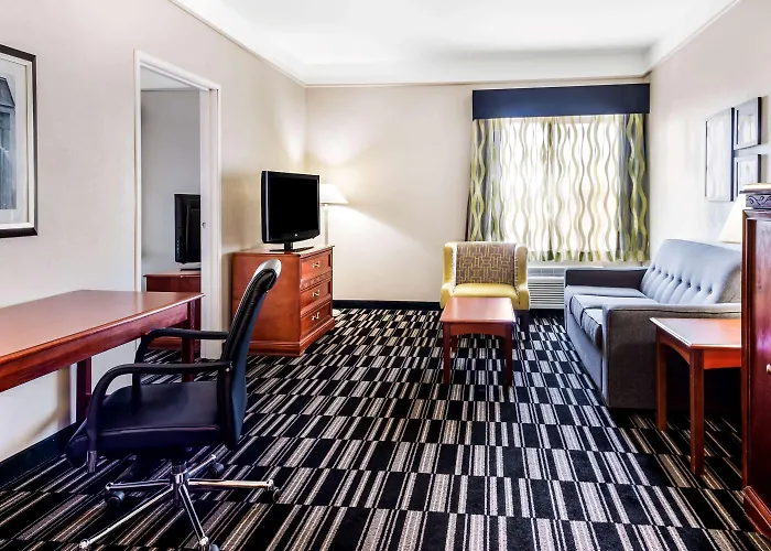 La Quinta By Wyndham Roswell